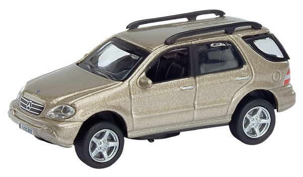 Schuco 25447 BMW X5 arany